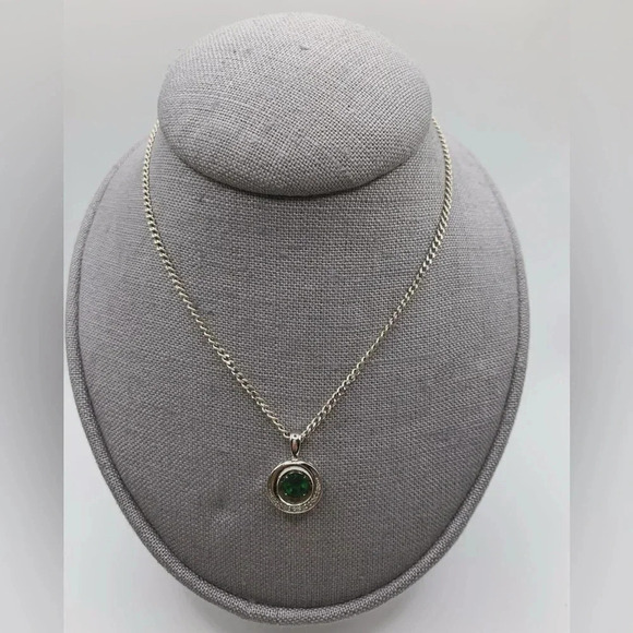 925 sterling silver lab emerald and Diamond  necklace - Picture 8 of 10
